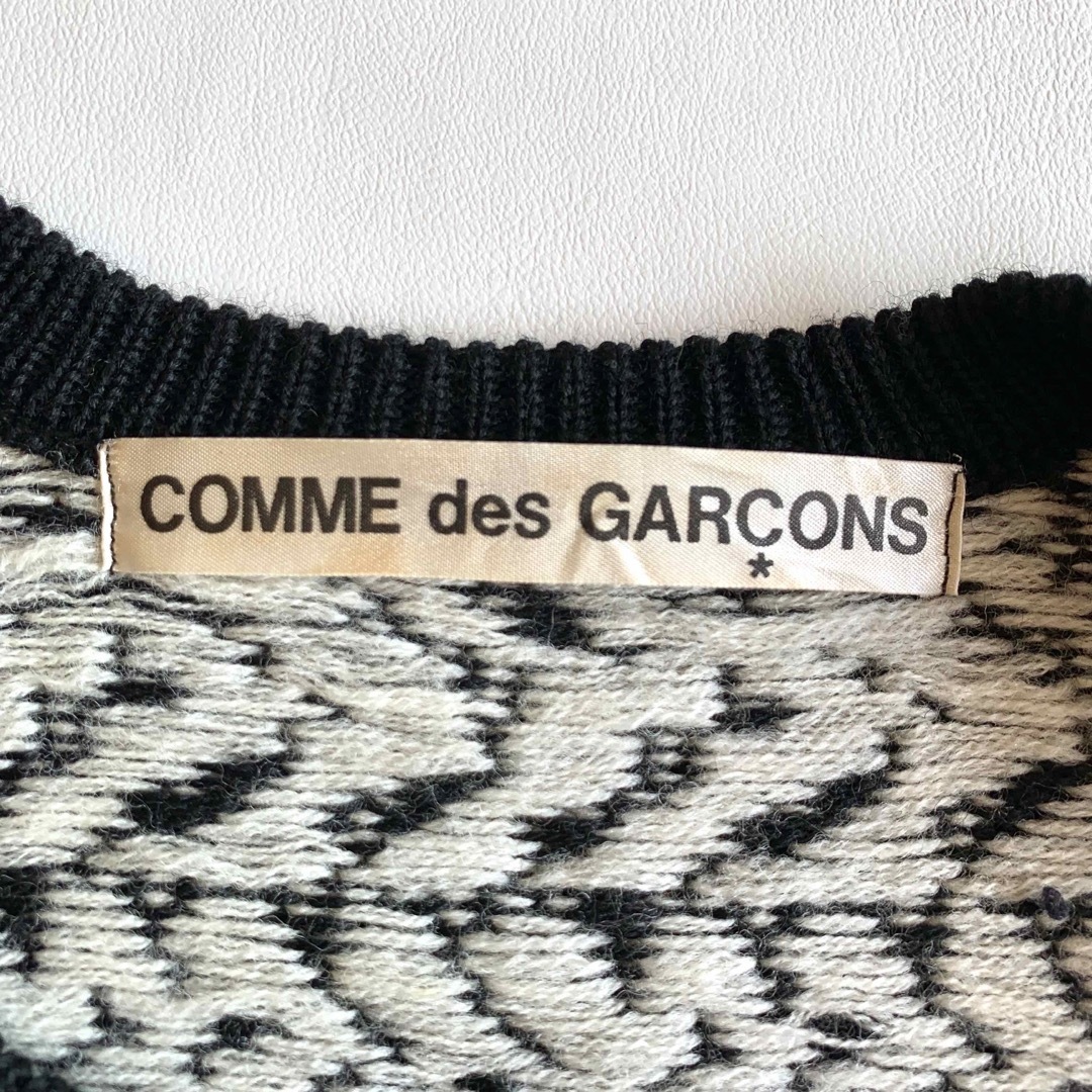 美品》COMME des GARCONS カーディガン 総柄 金ボタン-