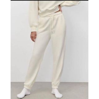 ザラ(ZARA)の値下げしました！ Zara ホワイト ジョガーパンツ スウェットパンツ(カジュアルパンツ)