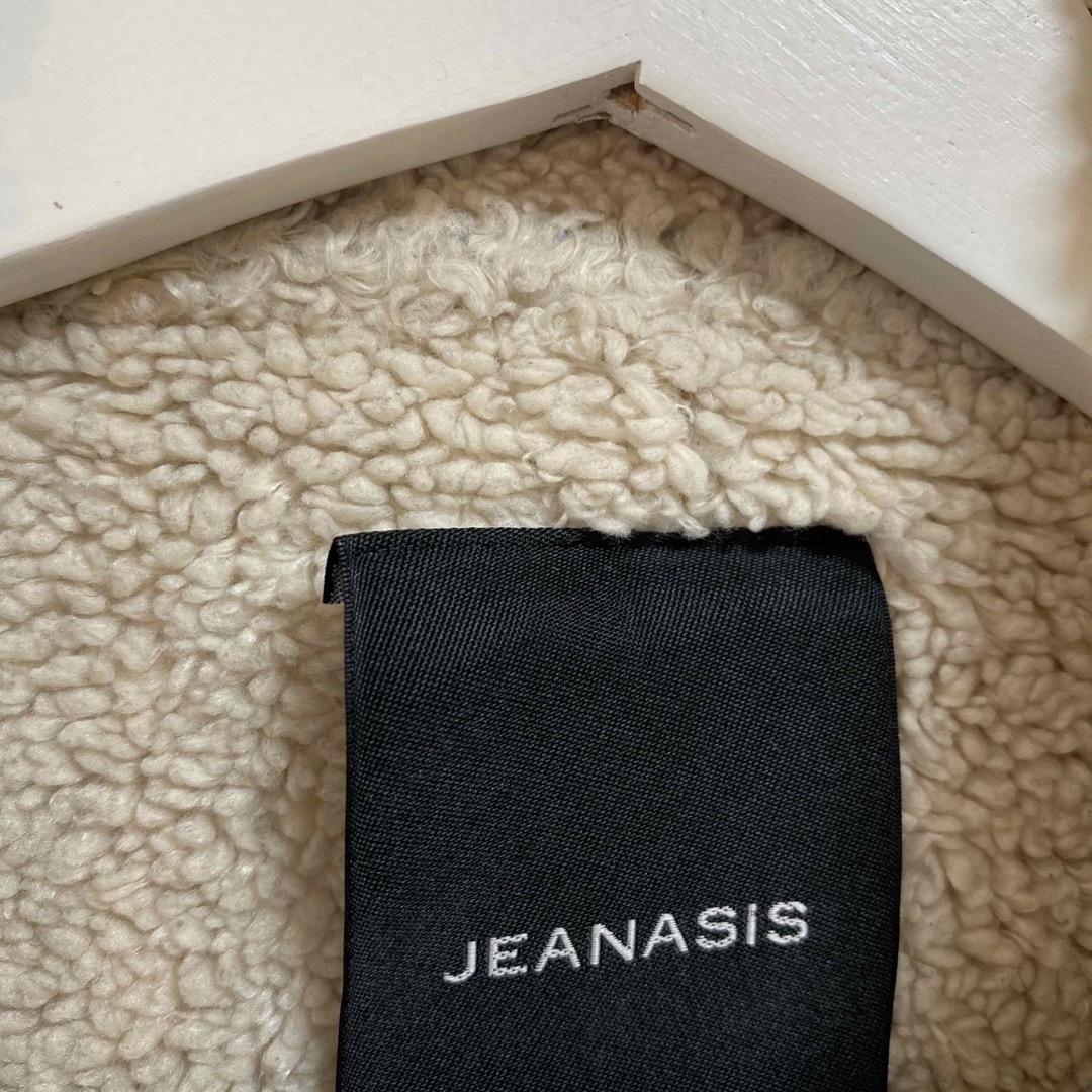 JEANASIS(ジーナシス)のJEANASIS アウター ムートンボアジャケット レディースのジャケット/アウター(ムートンコート)の商品写真