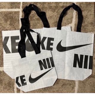 ナイキ(NIKE)のナイキ　Sサイズ　韓国限定エコバッグ　NIKE バッグ　明洞店　(エコバッグ)