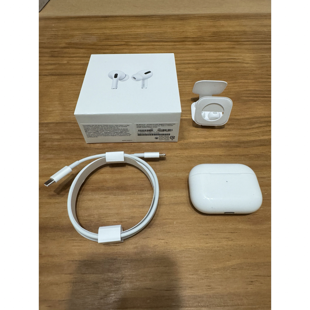 AirPods Pro ライトニング端子 MLWK3J/A