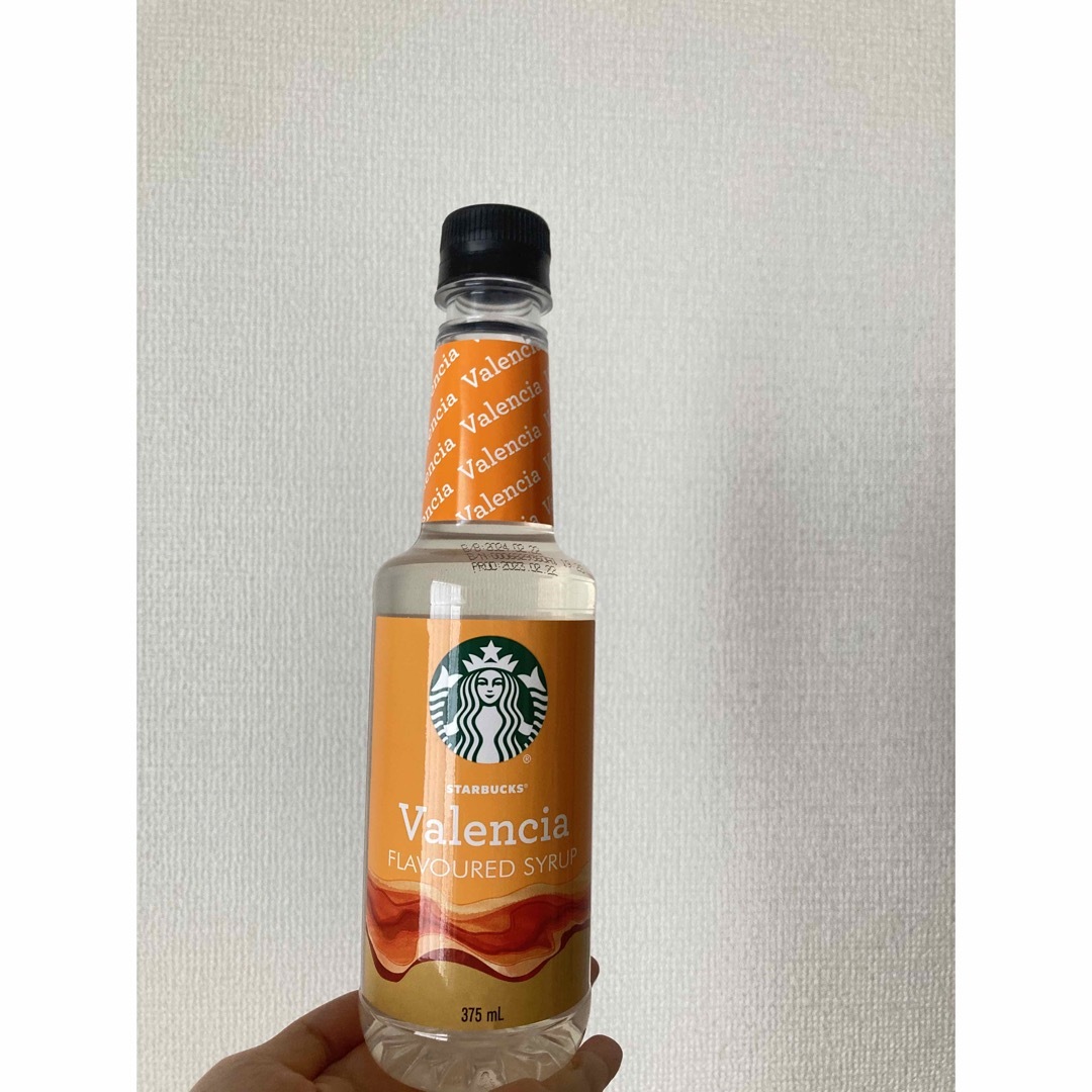 Starbucks(スターバックス)の【新品未開封】スタバ　フレーバーシロップ　バレンシア 食品/飲料/酒の食品(その他)の商品写真