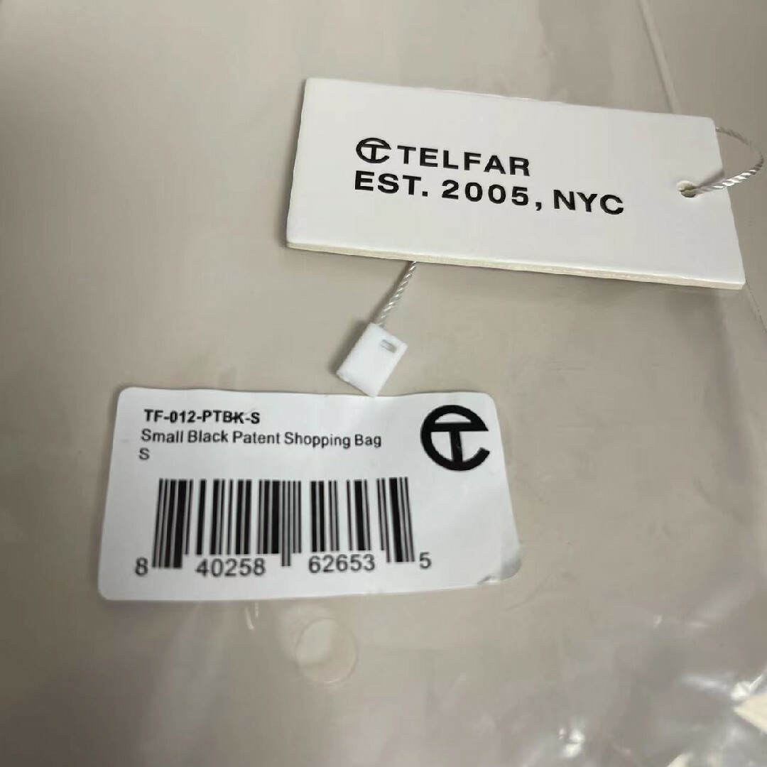 【新品・正規品】Telfar テルファーショッピングバッグ M ブラックパテント