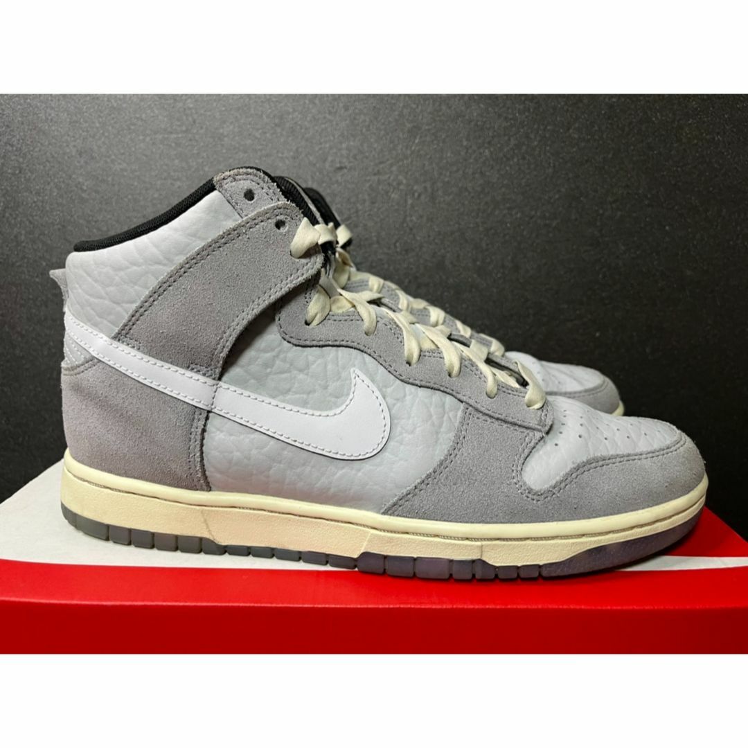 NIKE(ナイキ)の27.5cm NIKE DUNK HI PREMIUM WOLF GREY メンズの靴/シューズ(スニーカー)の商品写真