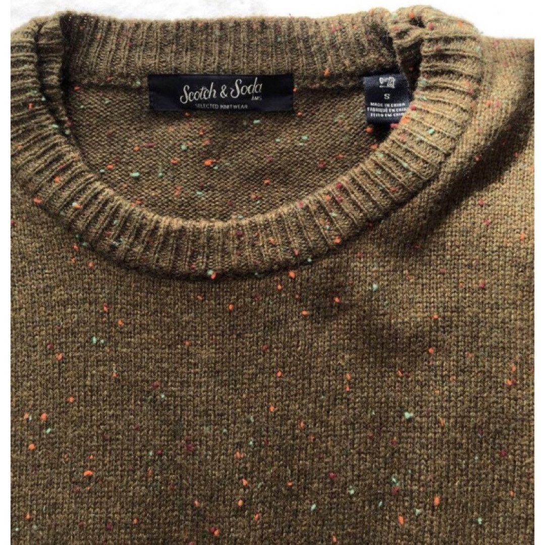 SCOTCH & SODA(スコッチアンドソーダ)のSCOTCH&SODA  カーキ　マルチカラー ネップ生地ニットセーター メンズのトップス(ニット/セーター)の商品写真