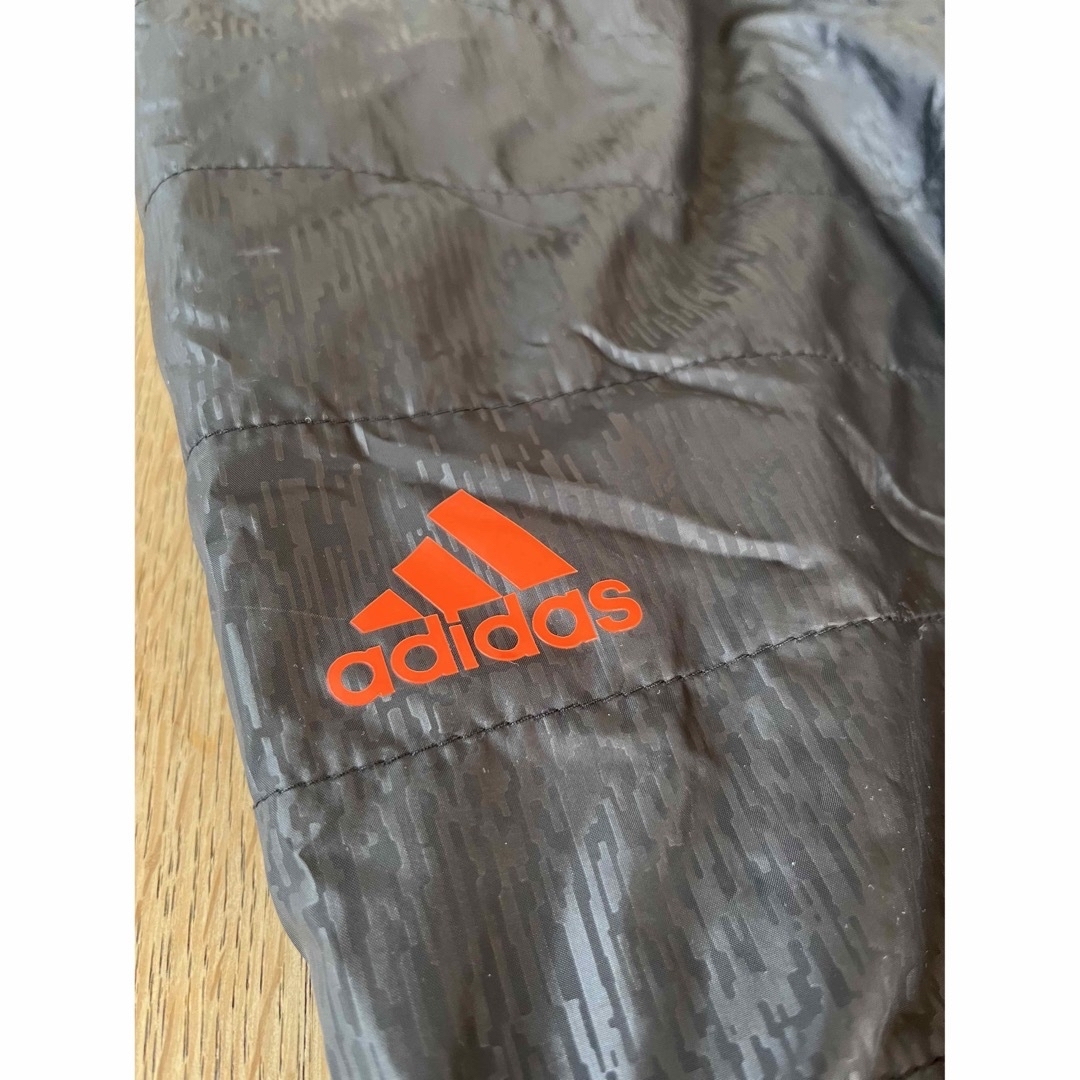 adidas(アディダス)のピステ下 adidas 160 スポーツ/アウトドアのサッカー/フットサル(ウェア)の商品写真