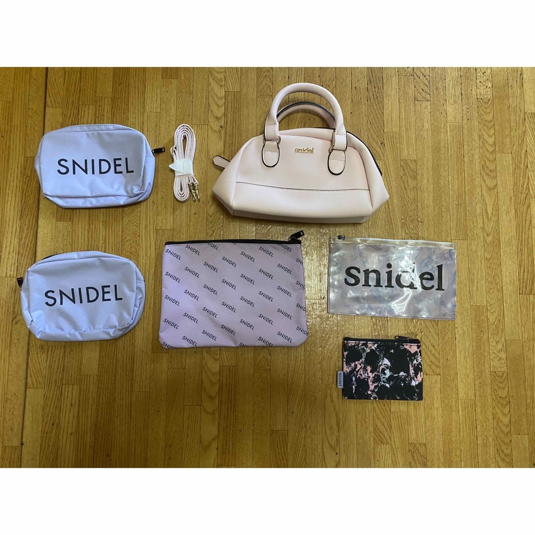 SNIDEL(スナイデル)のsnidelスナイデル6点セット新品未使用 レディースのファッション小物(ポーチ)の商品写真