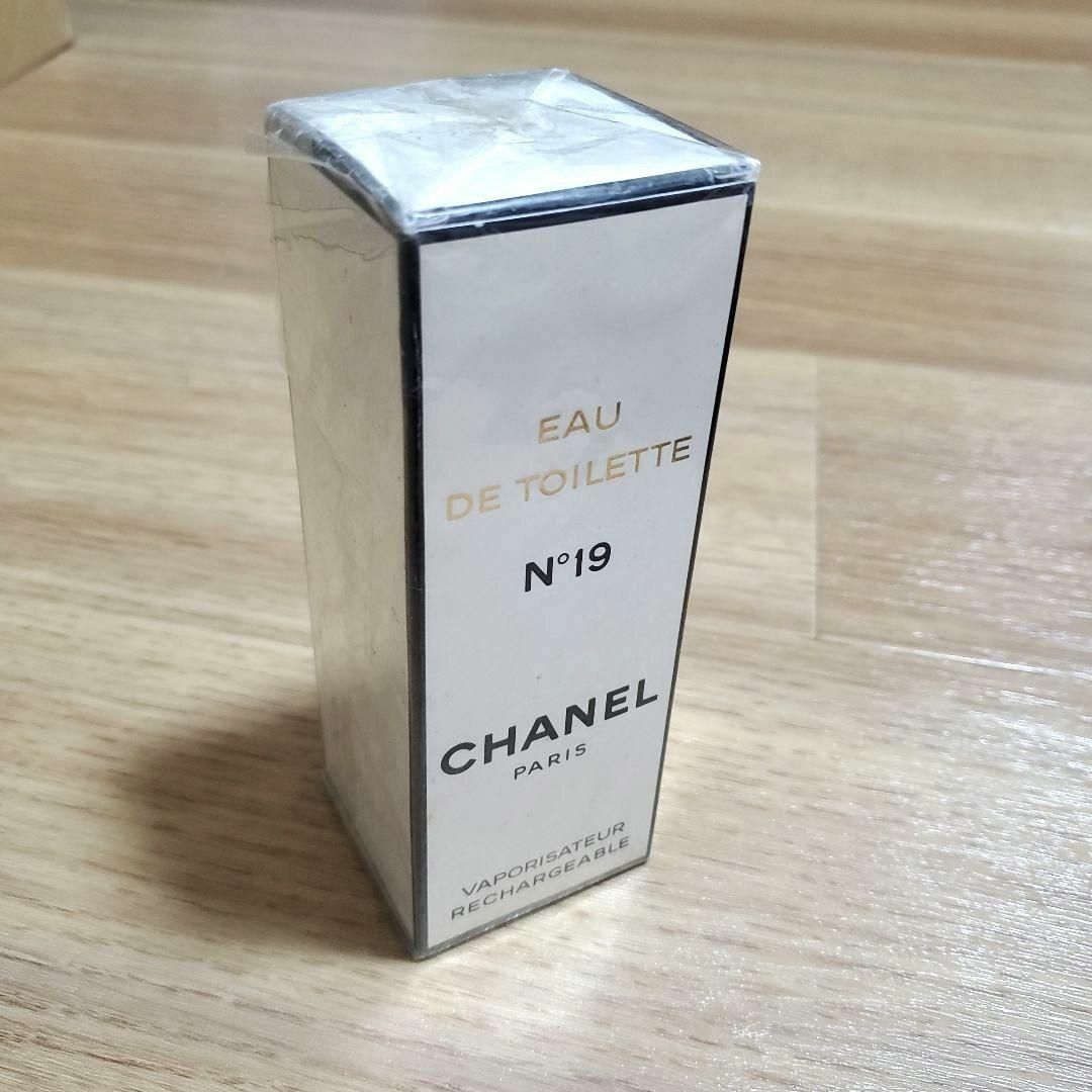CHANEL - 未開封 シャネル 香水 CHANEL No19 オードトワレ 50mlの通販