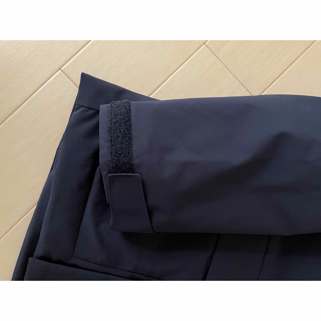 UNIQLO(ユニクロ)の【値下げ】UNIQLO ハイブリッドダウン XS メンズのジャケット/アウター(ダウンジャケット)の商品写真