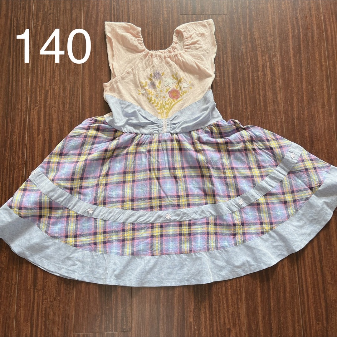 Souris(スーリー)の140 souris スーリー　ワンピース キッズ/ベビー/マタニティのキッズ服女の子用(90cm~)(ワンピース)の商品写真