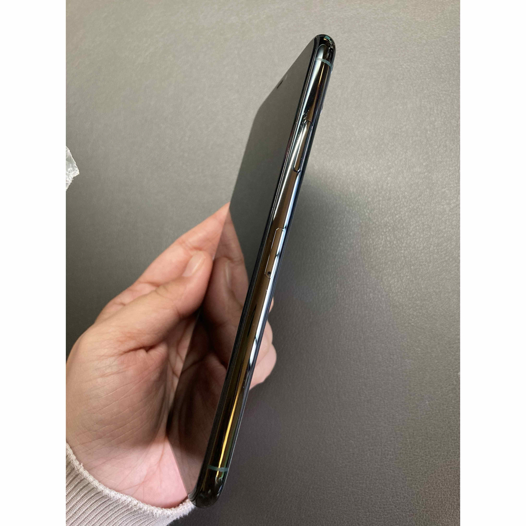 iPhone 11 Pro Maxミッドナイトグリーン 256GB SIMフリー iPhone 11 Pro Maxミッドナイトグリーン 256GB SIMフリー