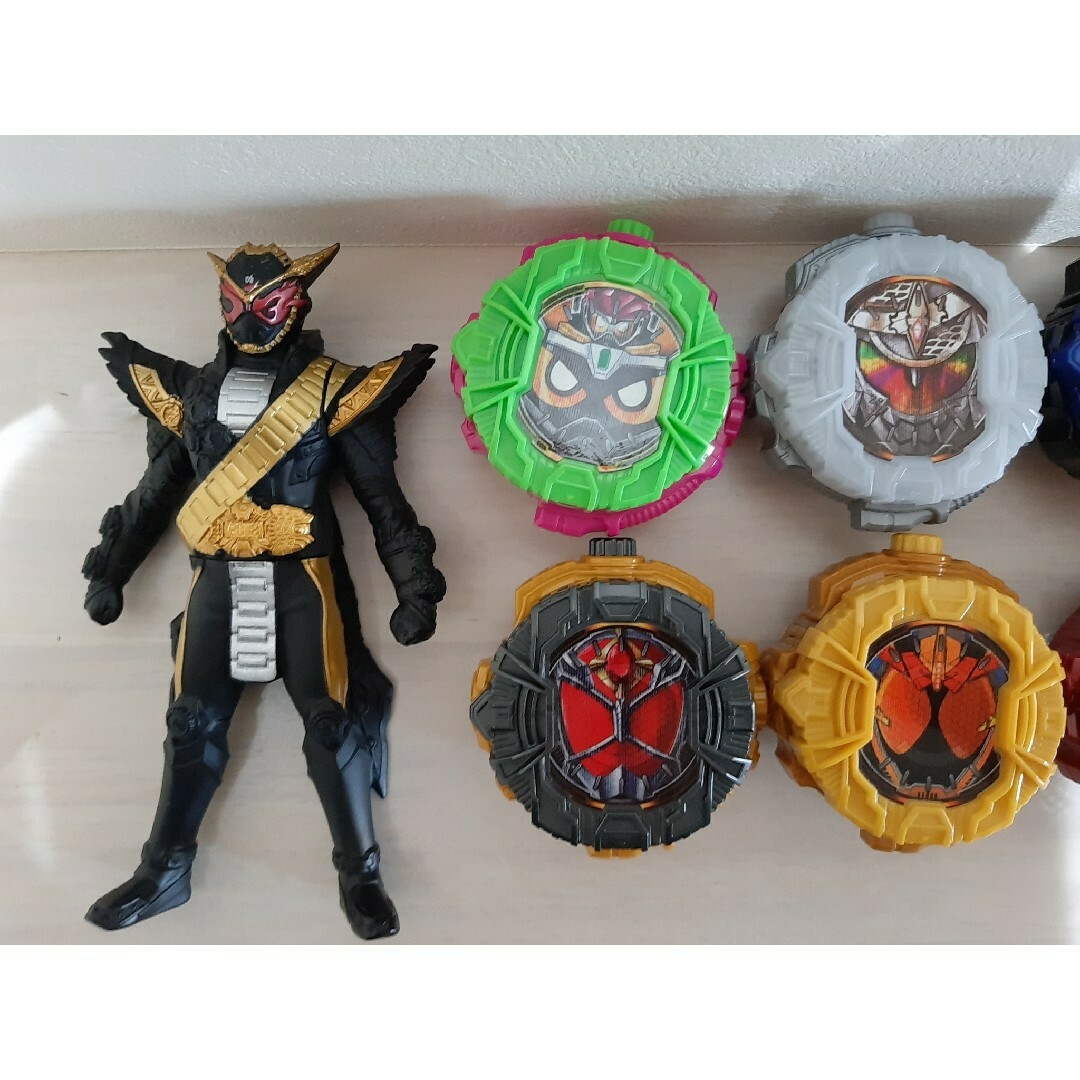 仮面ライダー　グッズ　ライドウォッチ　ソフビ　セット　おまけ付き エンタメ/ホビーのフィギュア(特撮)の商品写真