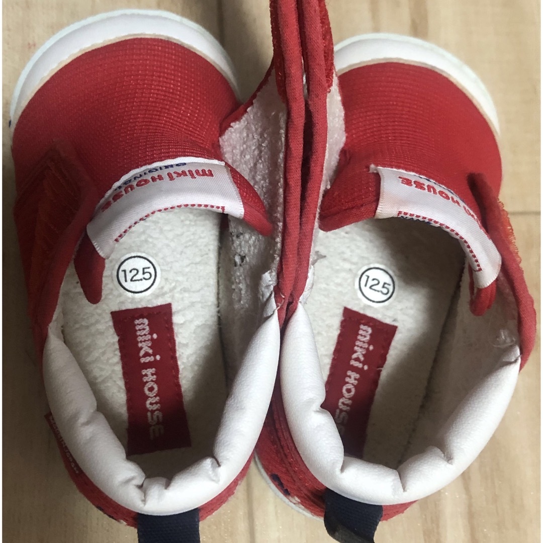 ミキハウス 日本製 ファーストシューズ 赤色 12.5cm キッズ/ベビー/マタニティのベビー靴/シューズ(~14cm)(スニーカー)の商品写真