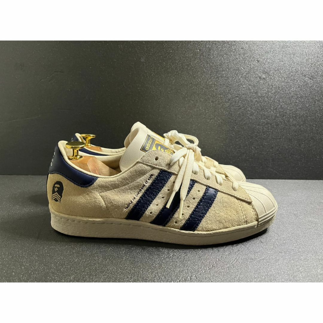 A BATHING APE(アベイシングエイプ)の26.5cm adidas SUPER STAR 80s × BAPE 金ベロ メンズの靴/シューズ(スニーカー)の商品写真