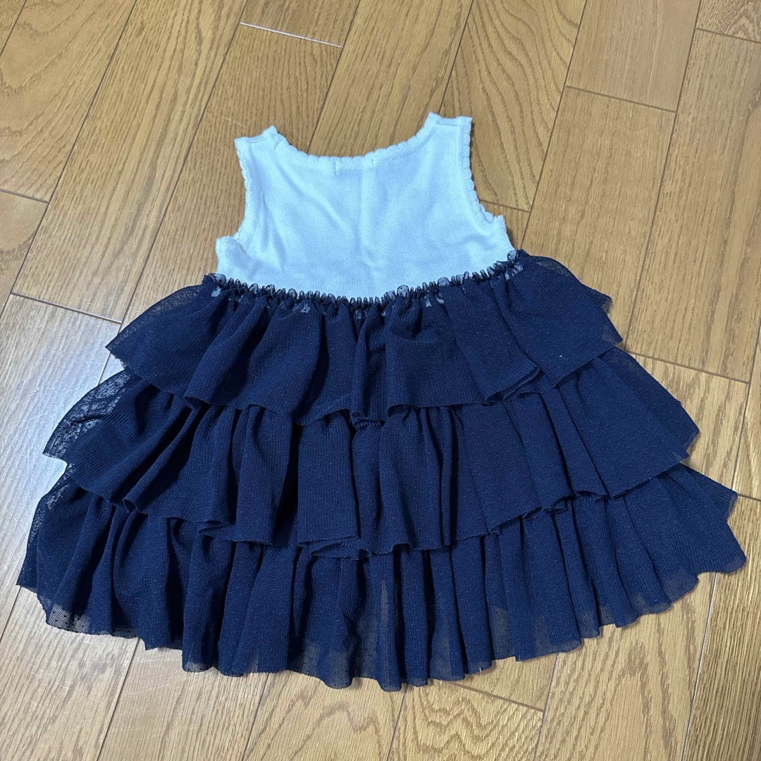 BeBe(ベベ)のBEBE ワンピース 90cm フォーマル　ドレス キッズ/ベビー/マタニティのキッズ服女の子用(90cm~)(ドレス/フォーマル)の商品写真