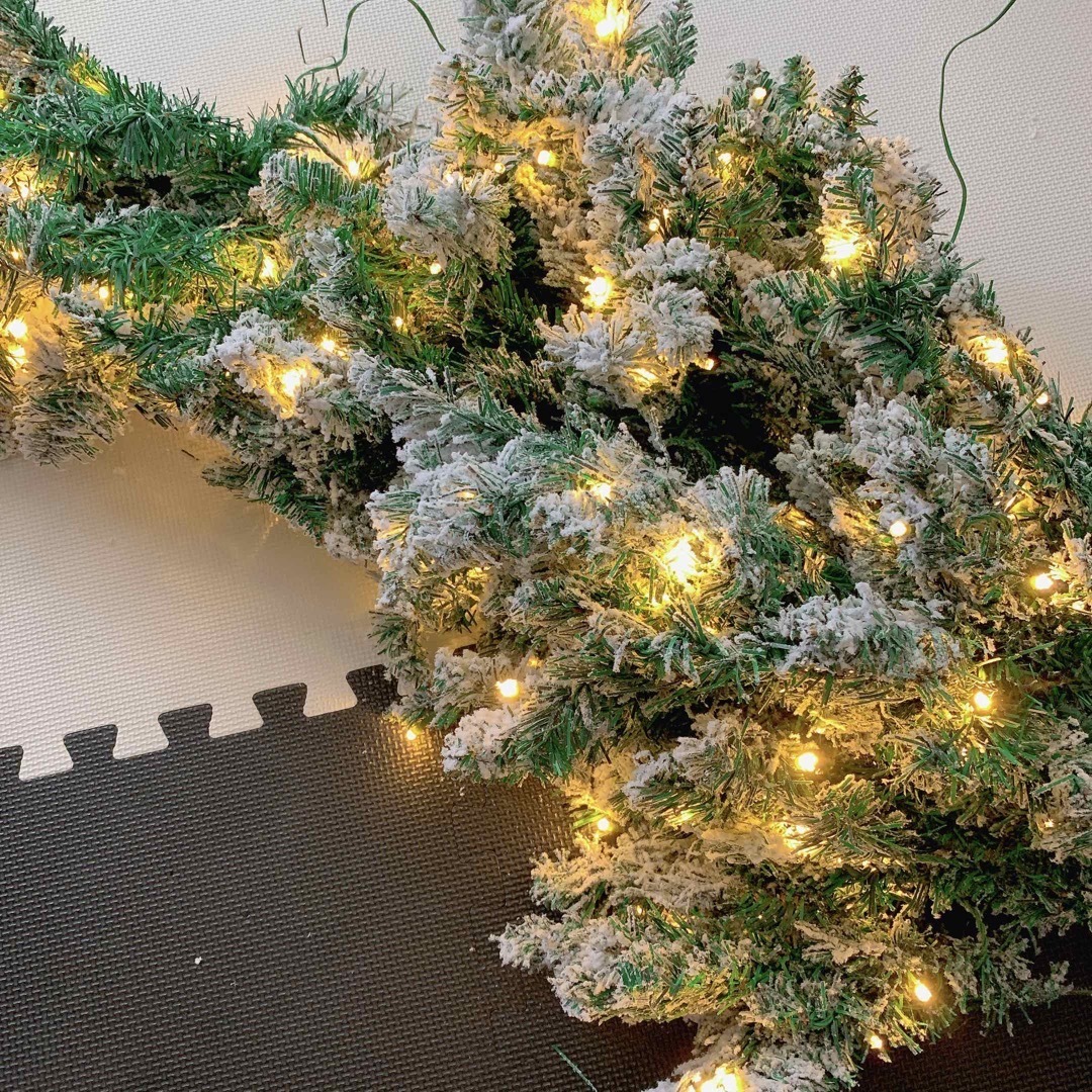 新品未使用 北欧風 LED付きクリスマスツリー 雪化粧デザイン 150cm インテリア/住まい/日用品のライト/照明/LED(その他)の商品写真
