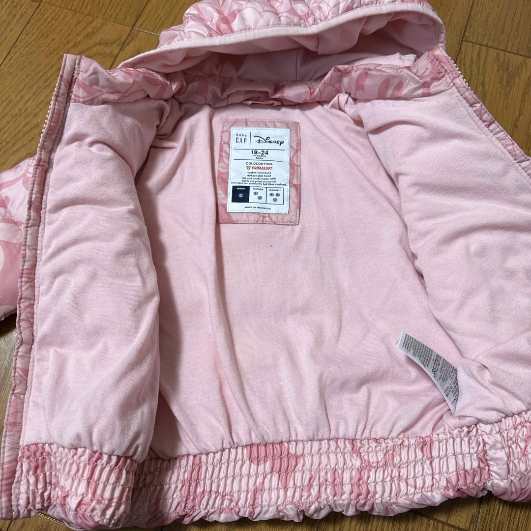 babyGAP(ベビーギャップ)の上着　ミニーちゃん　ダウン　 キッズ/ベビー/マタニティのベビー服(~85cm)(ジャケット/コート)の商品写真