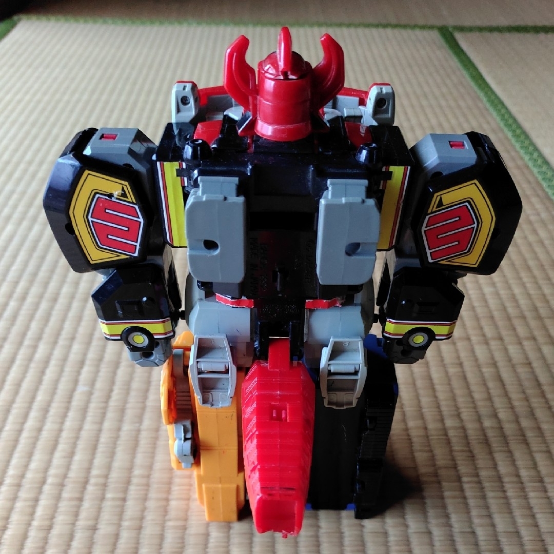 恐竜戦隊ジュウレンジャー 進化合体DX 大獣神 【ジャンク品】進化合体 恐竜戦隊ジュウレンジャー 進化合体DX 大獣神 【ジャンク品】進化合体