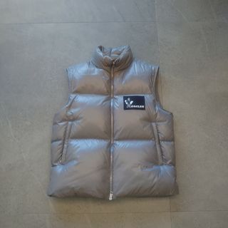 モンクレール(MONCLER)の未使用　モンクレール　ダウンベスト(ダウンベスト)