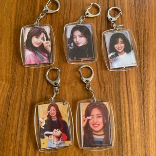 TWICE ガチャガチャ キーホルダー 5個セット(アイドルグッズ)