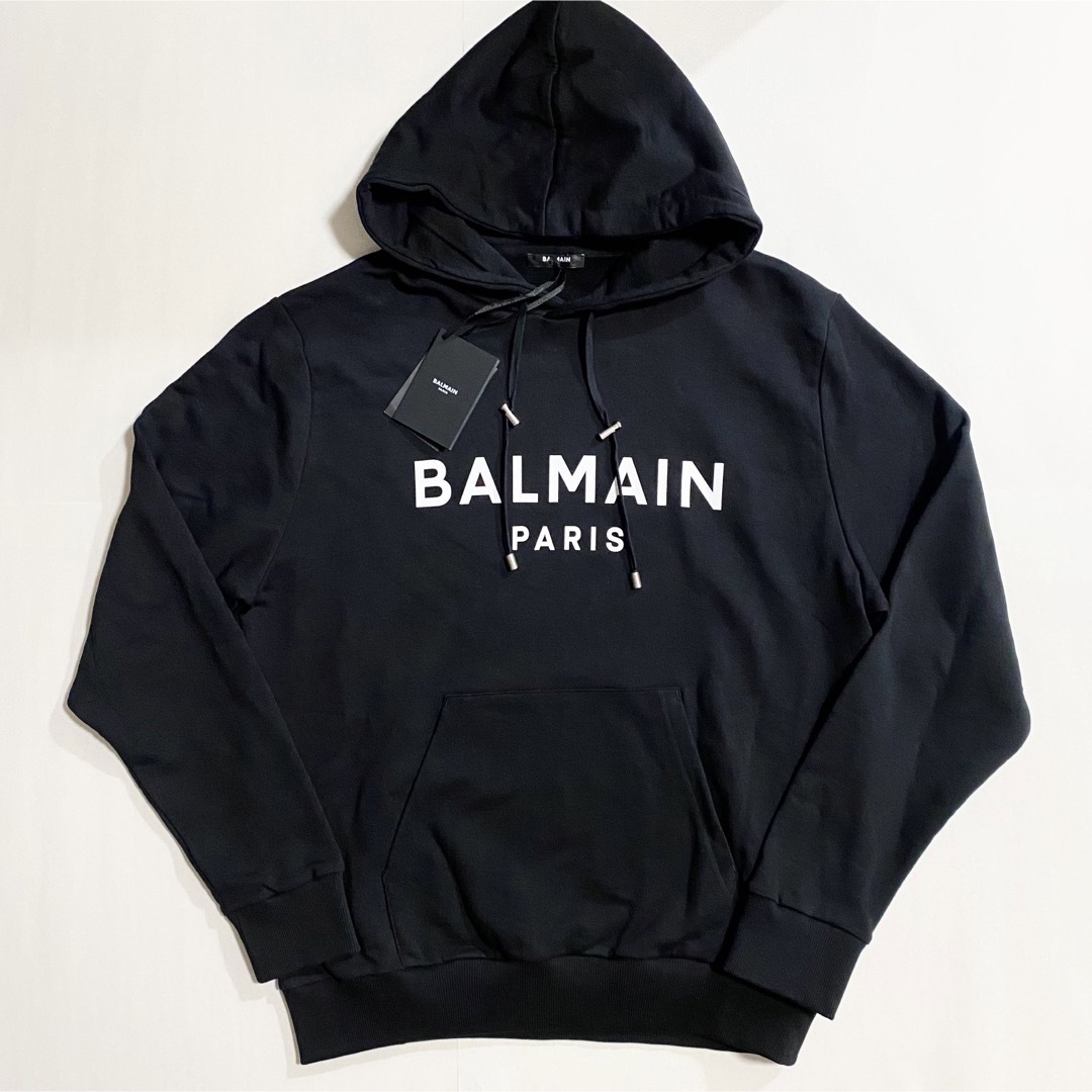 BALMAIN - 新品未使用！送料込み☆BALMAIN☆フーディの通販 by ...