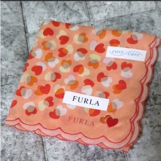 フルラ(Furla)の新品シール付　フルラ　FURLA　ハートのハンカチーフ　48×48(ハンカチ)