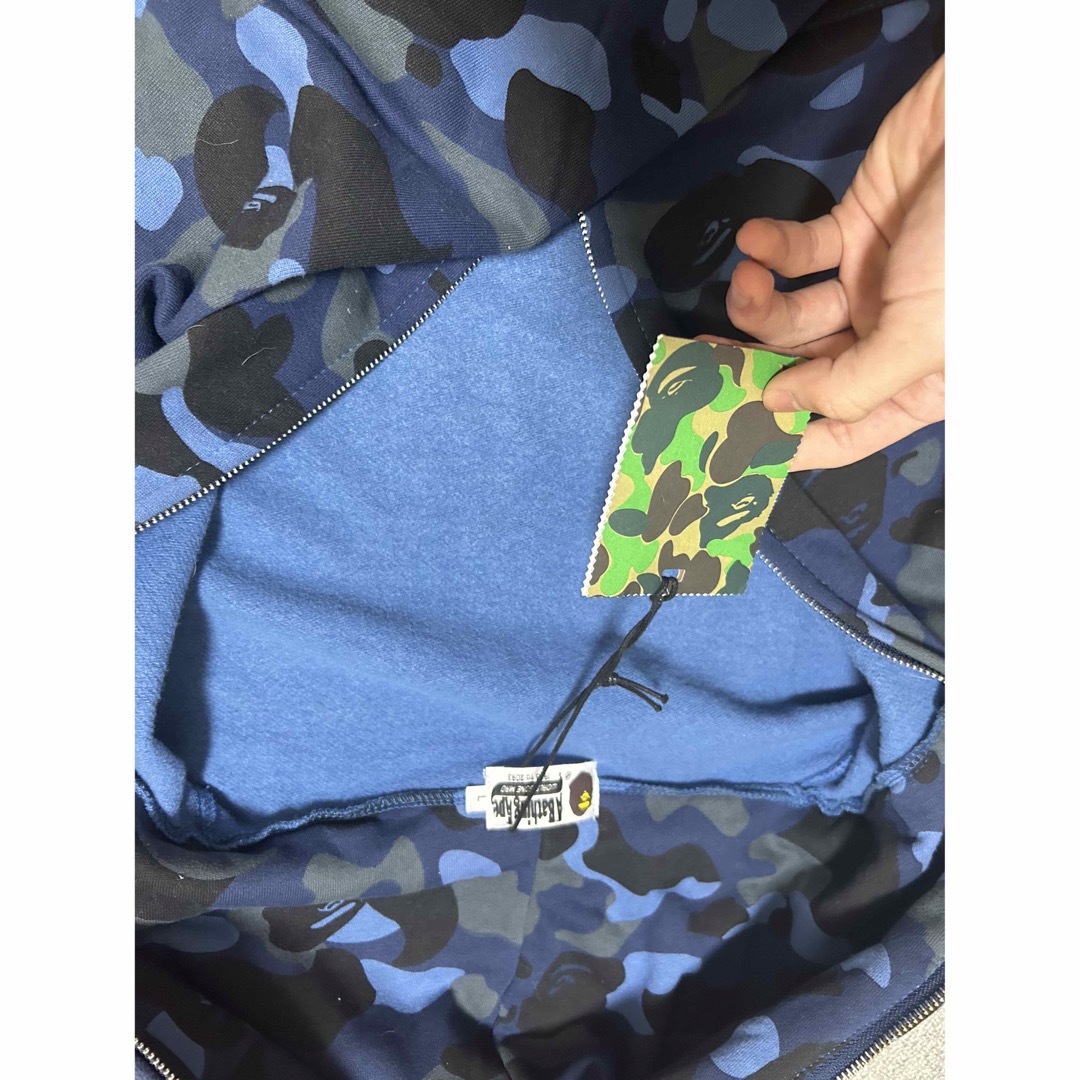 A・BATHING APE シャークパーカー