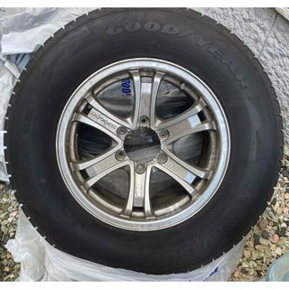 グッドイヤー(Goodyear)のGOODYEAR ICE NAVI SUV 265/65R17 112Q (タイヤ)