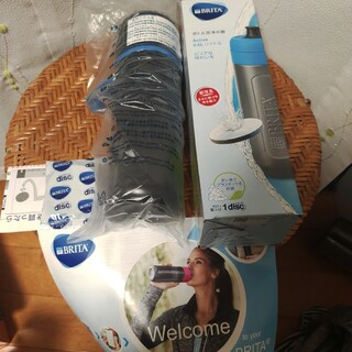 新品　ボトル型浄水器　ブリタ　BRITA　水筒水　ボトル　カートリッジ1個付き(浄水機)