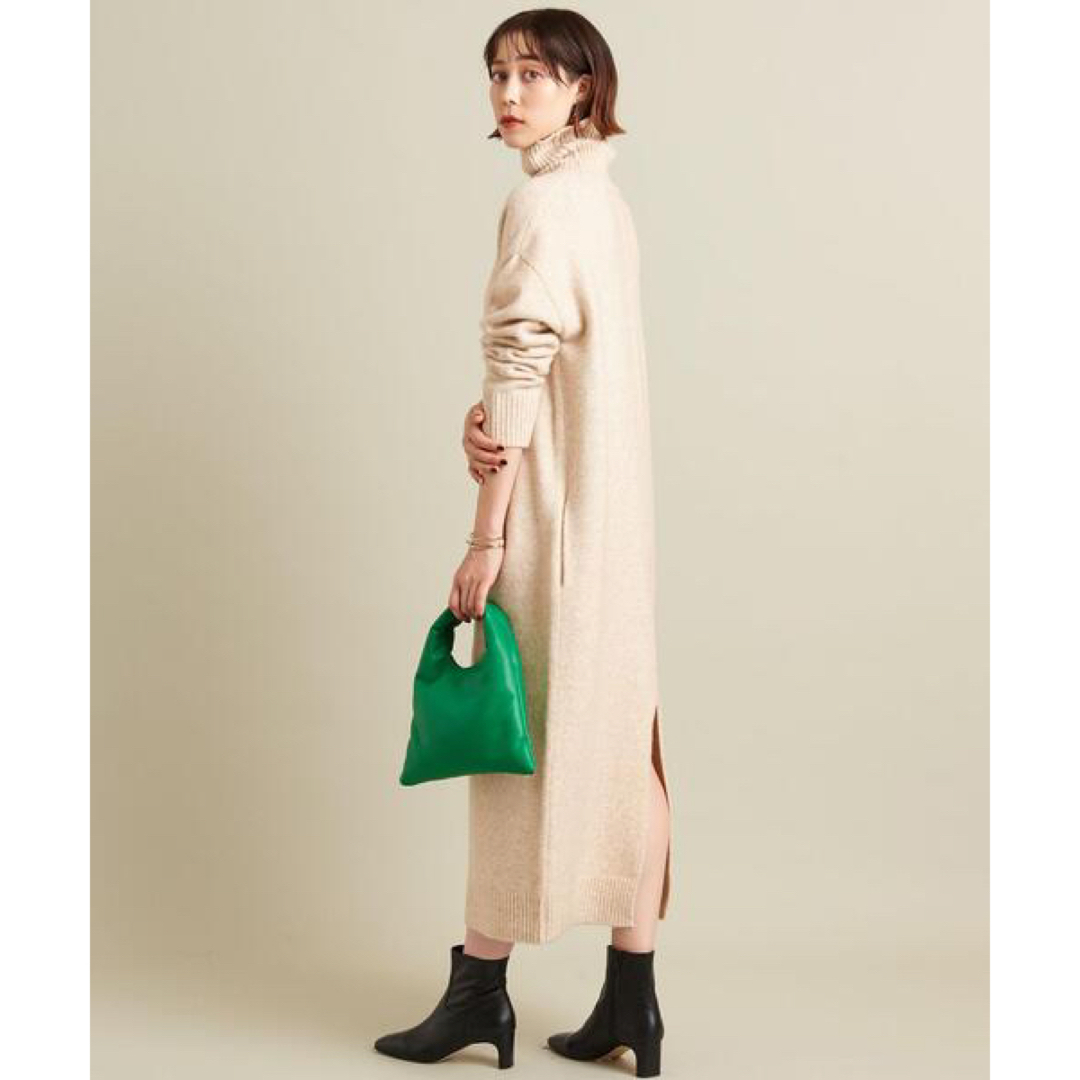 BEAUTY&YOUTH UNITED ARROWS(ビューティアンドユースユナイテッドアローズ)のBEAUTY&YOUTH  WEB限定 キャメルミックスタートルニットワンピース レディースのワンピース(ロングワンピース/マキシワンピース)の商品写真