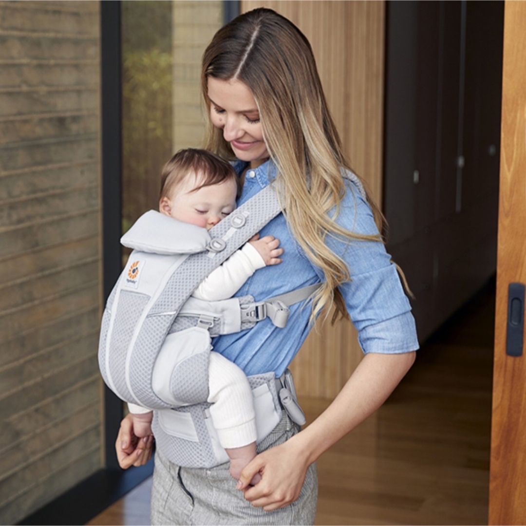 Ergobaby - 【新品未使用】ergobaby エルゴ オムニブリーズ 抱っこ紐