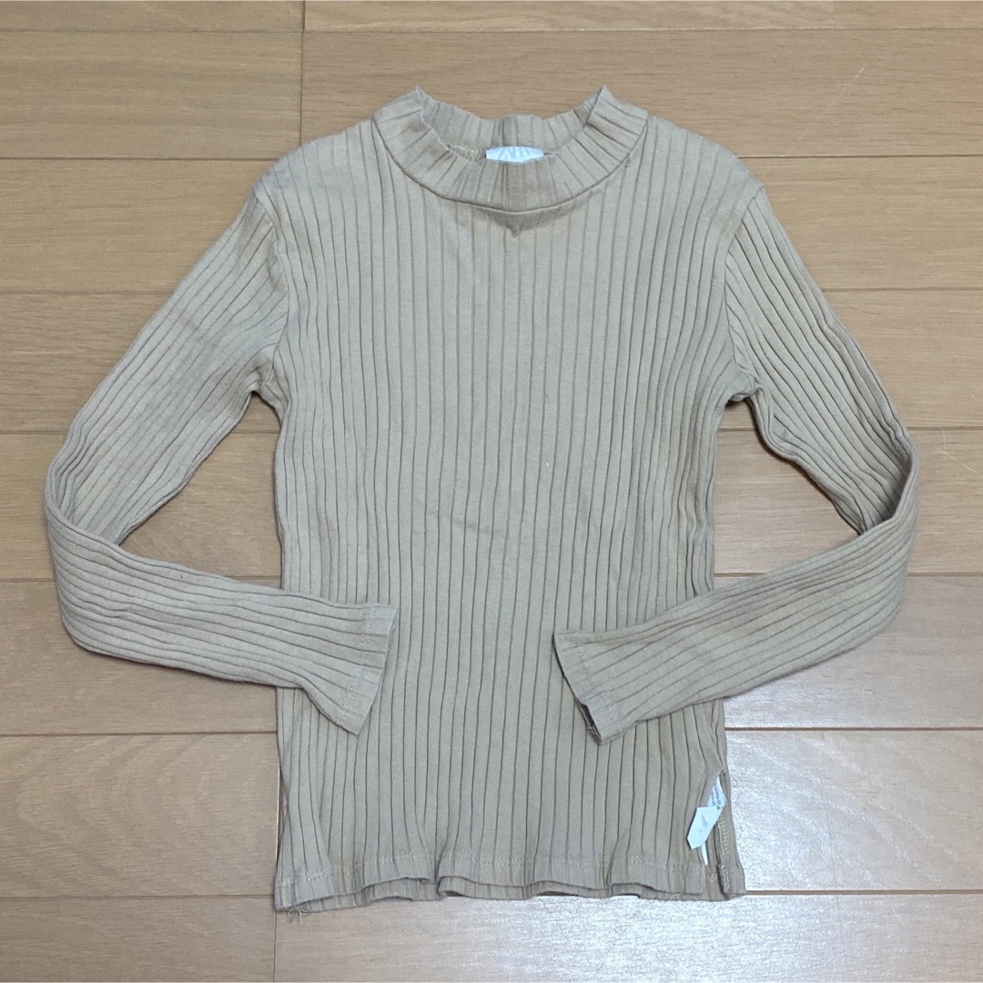 ZARA KIDS(ザラキッズ)のセール！ロンT ZARA トップス　スカート  秋冬服　3点セット　110 キッズ/ベビー/マタニティのキッズ服女の子用(90cm~)(Tシャツ/カットソー)の商品写真