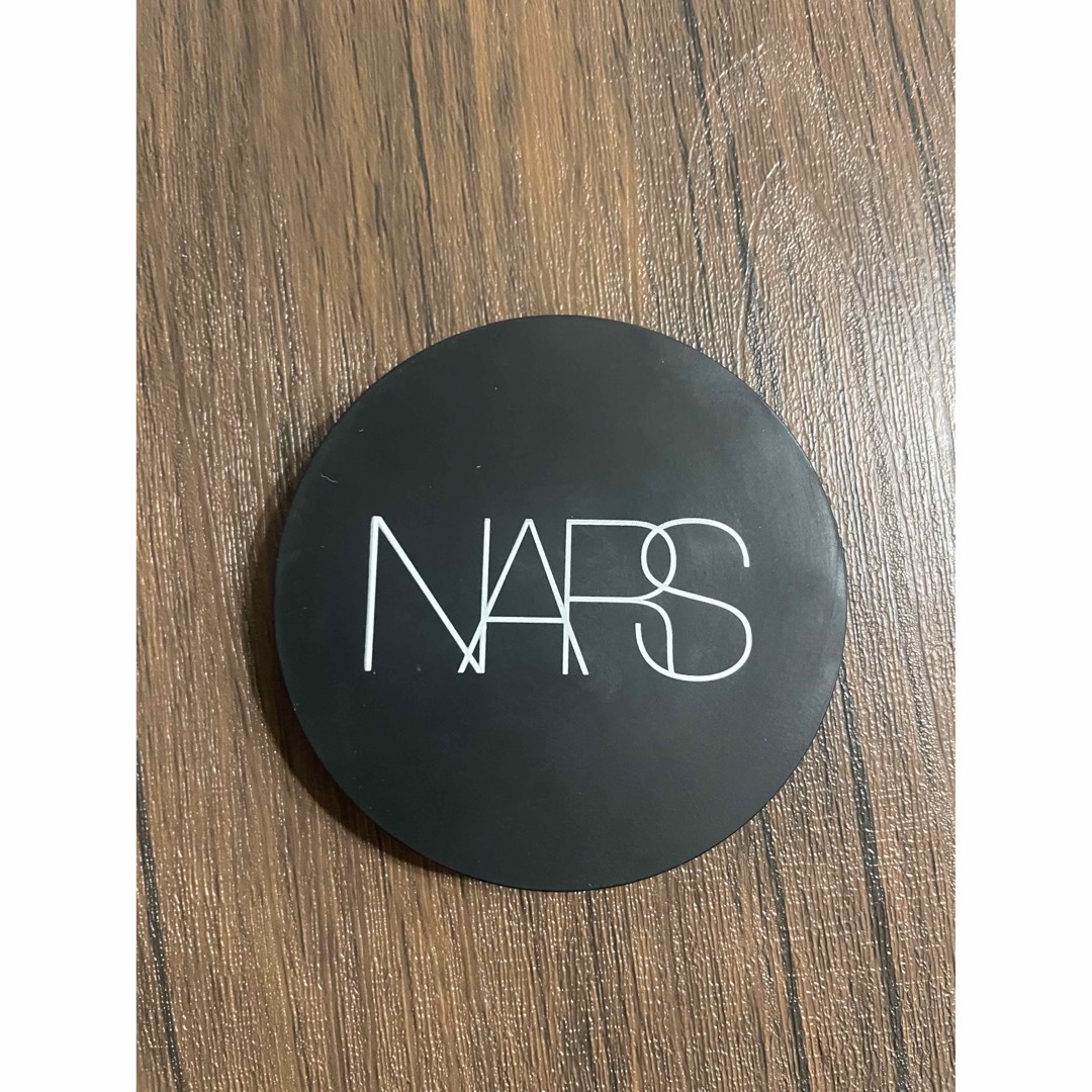 NARS(ナーズ)のNARS ソフトマットアドバンストパーフェクティングパウダー コスメ/美容のベースメイク/化粧品(フェイスパウダー)の商品写真