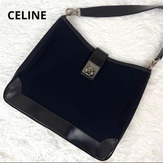 CELINEナイロンショルダーバッグ　ネイビー　レディース