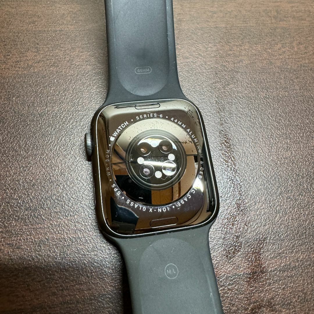 Apple Watch(アップルウォッチ)のApple Watch Series 6 GPS 44mm  スマホ/家電/カメラのスマートフォン/携帯電話(スマートフォン本体)の商品写真