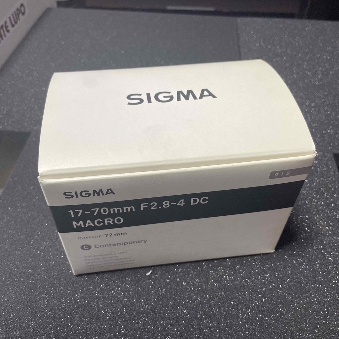 SIGMA(シグマ)のSIGMA 17-70mm F2.8-4 DC MACRO OS ニコン用  スマホ/家電/カメラのカメラ(レンズ(ズーム))の商品写真