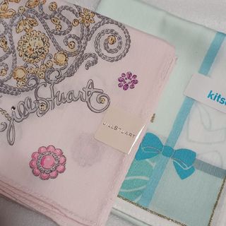 ジルスチュアート(JILLSTUART)の値下げ📌ジルスチュアート&キットソン☆大判ハンカチ２枚セット🌼(ハンカチ)