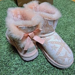 再値下げしますUGG　ピンクショートブーツ22cm