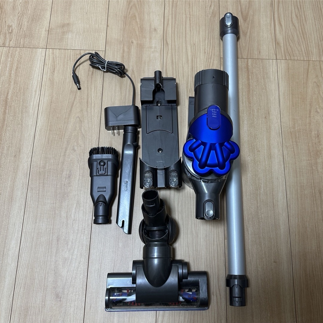 Dyson(ダイソン)のDyson コードレスクリーナー DC35 スマホ/家電/カメラの生活家電(掃除機)の商品写真