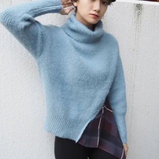 ムルーア(MURUA)のニット　タートルネック　ZARA ジーナシス　ザラ　エモダ　リゼクシー　スライ(ニット/セーター)