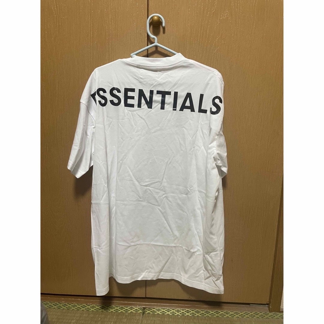 FEAR OF GOD(フィアオブゴッド)のessentials tシャツ メンズのトップス(Tシャツ/カットソー(半袖/袖なし))の商品写真