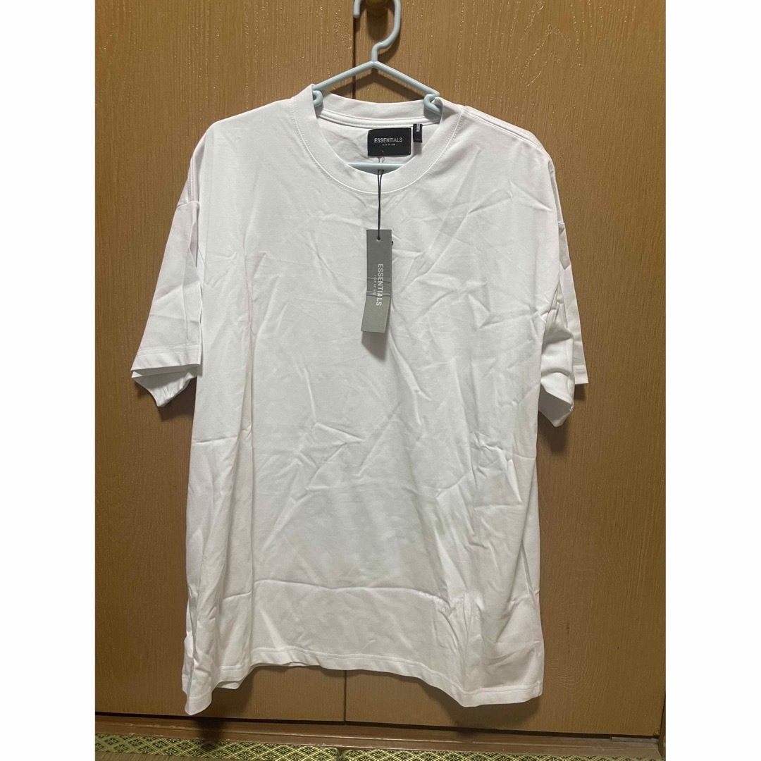 FEAR OF GOD(フィアオブゴッド)のessentials tシャツ メンズのトップス(Tシャツ/カットソー(半袖/袖なし))の商品写真