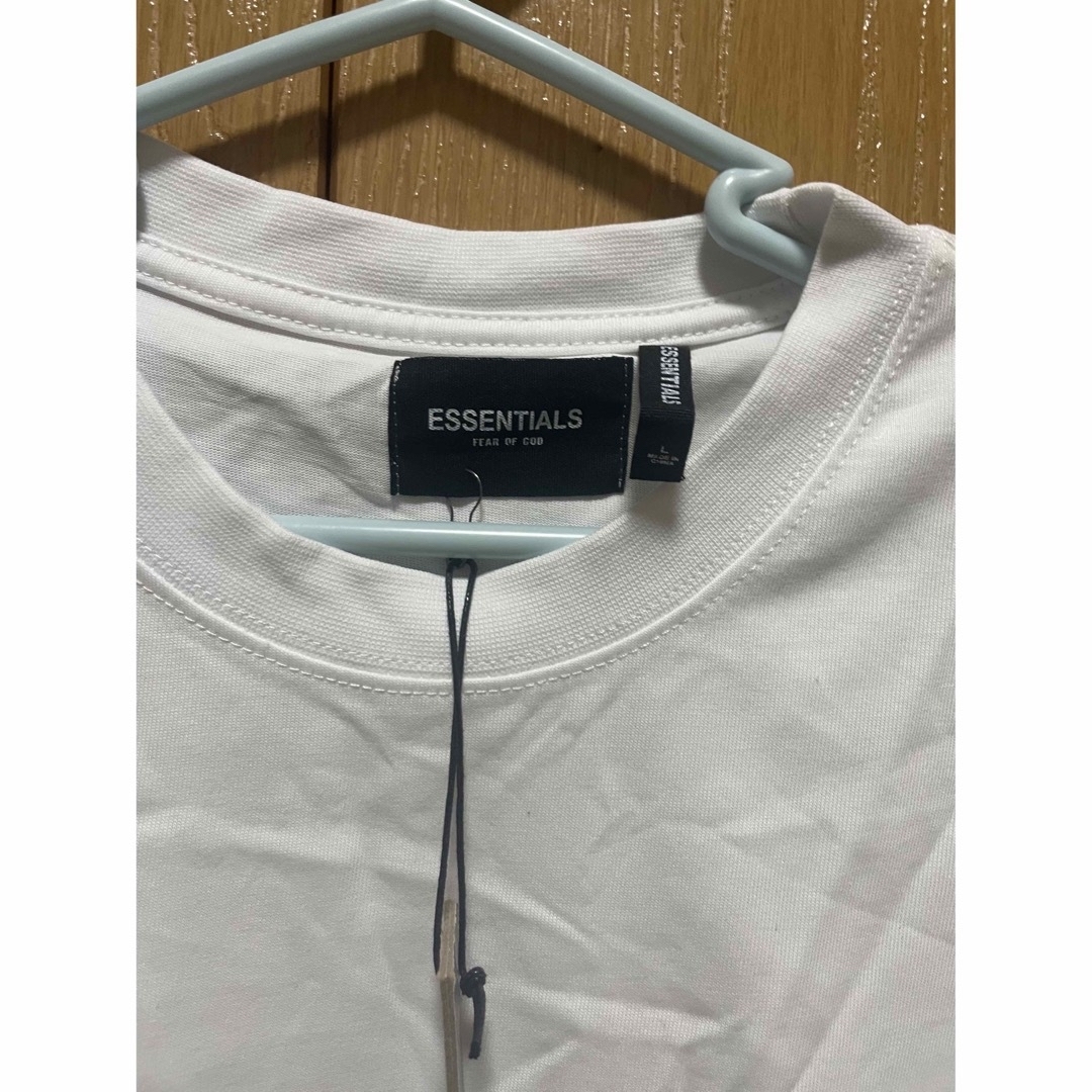 FEAR OF GOD(フィアオブゴッド)のessentials tシャツ メンズのトップス(Tシャツ/カットソー(半袖/袖なし))の商品写真