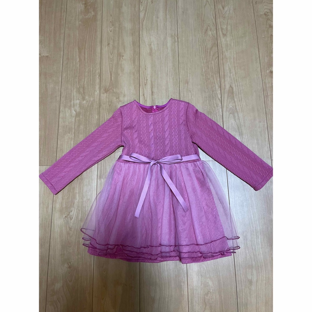 ケーブル柄チュールワンピース　パールネックレス付き キッズ/ベビー/マタニティのキッズ服女の子用(90cm~)(ワンピース)の商品写真