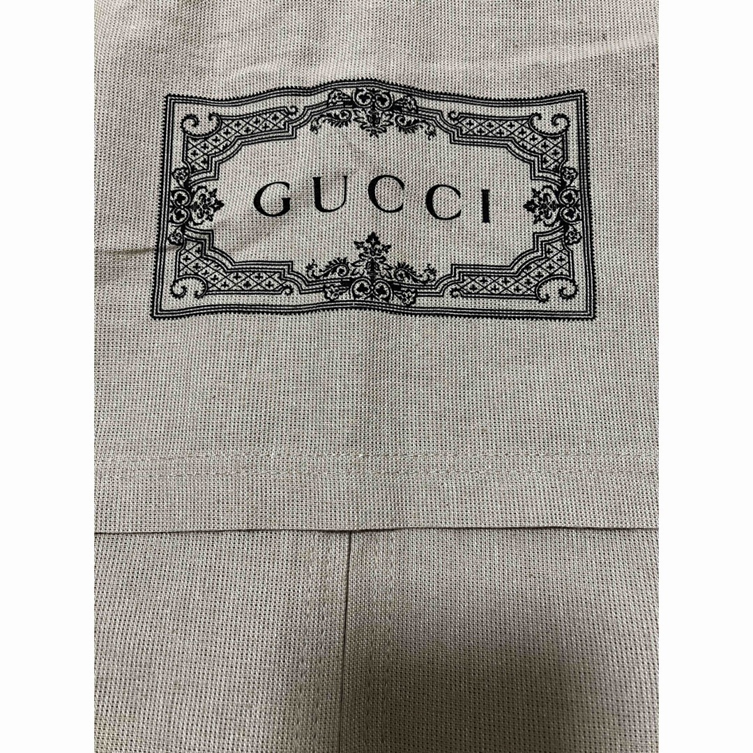 Gucci(グッチ)のGUCCI ガーメント カバー 洋服 ドレス スーツ コート ブランド インテリア/住まい/日用品の収納家具(押し入れ収納/ハンガー)の商品写真