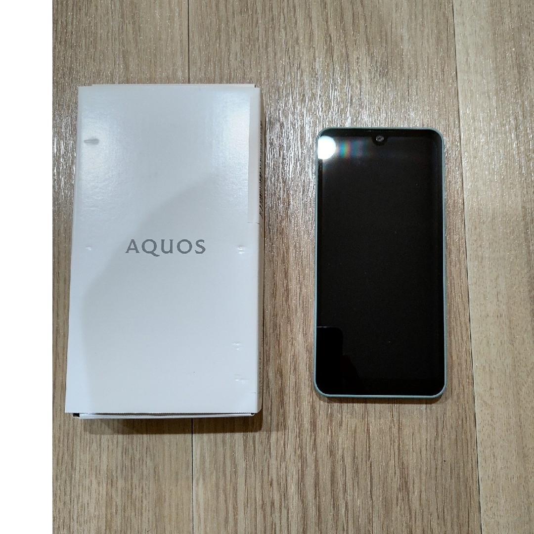 AQUOS(アクオス)のSHARP AQUOS Wish SH-M20 オリーブグリーン SIMフリー スマホ/家電/カメラのスマートフォン/携帯電話(スマートフォン本体)の商品写真