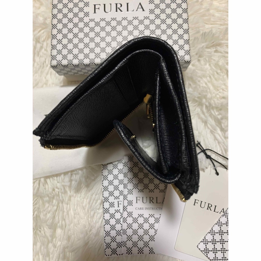 FURLA ミニ　黒　財布