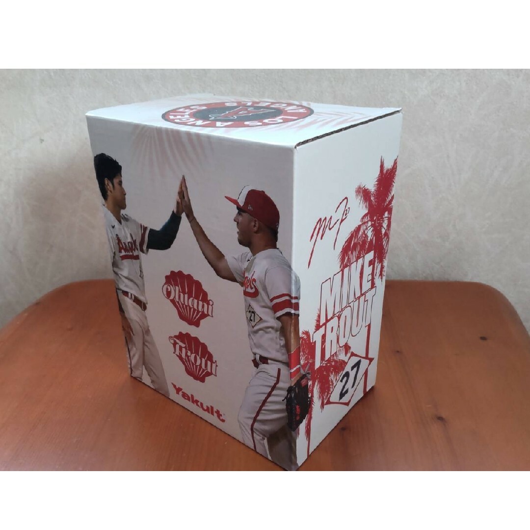 新品　大谷翔平　マイクトラウト　ボブルヘッド人形　エンゼルス　来場記念 スポーツ/アウトドアの野球(記念品/関連グッズ)の商品写真