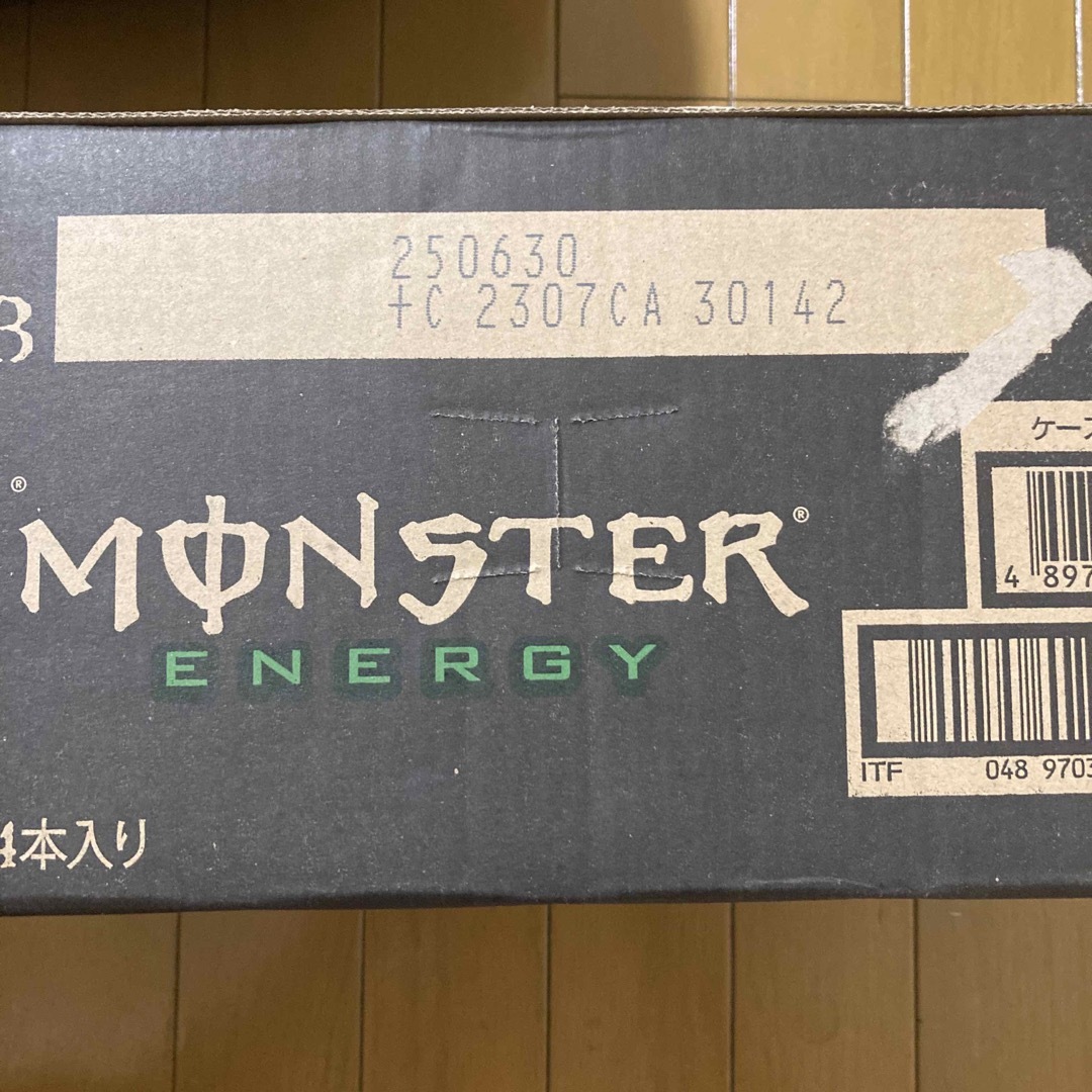 モンスター　エナジードリンク　355ml 24本入り 食品/飲料/酒の飲料(ソフトドリンク)の商品写真