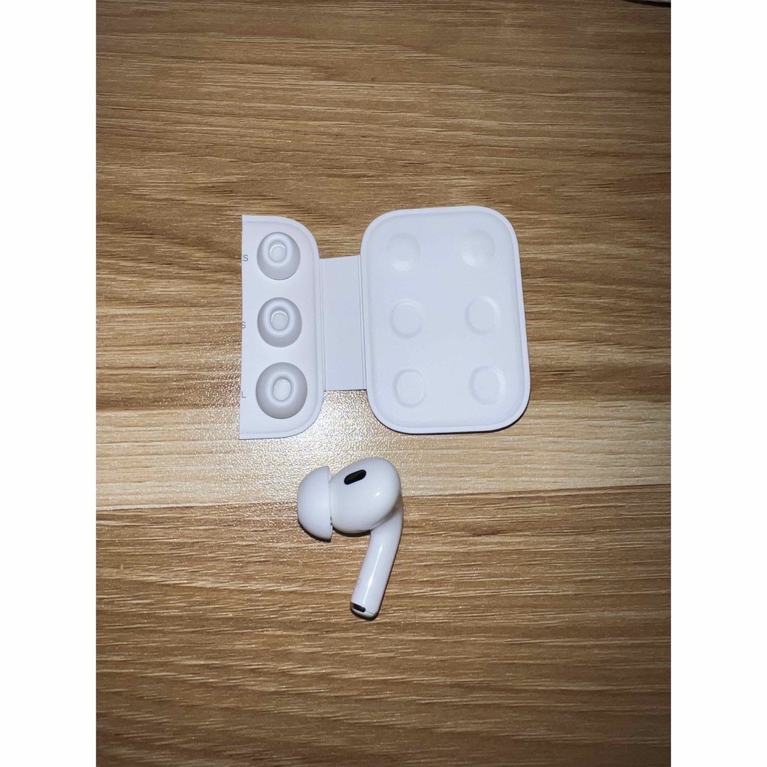 【新品未使用】 AirPods Pro 第2世代 イヤフォン 片耳 右耳のみ